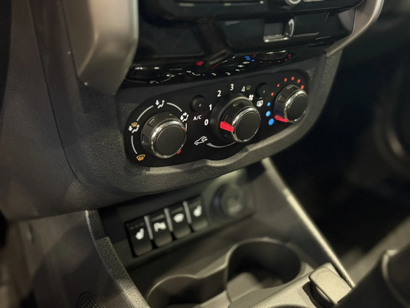 2026 Lada (ВАЗ) Largus Cross I Рестайлинг, коричневый, 2092000 рублей - вид 12