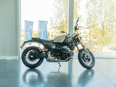2025 BMW R 12 Nine T, зелёный, 2190000 рублей, вид 3