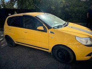 2009 Chevrolet Aveo I Рестайлинг, жёлтый, 300000 рублей, вид 2