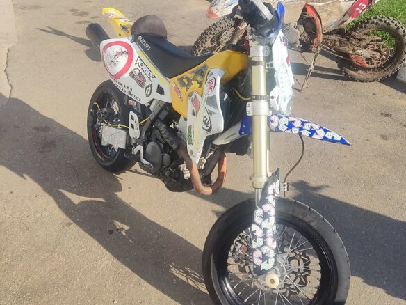 2001 Suzuki DR-Z 400, жёлтый, 350000 рублей - вид 5