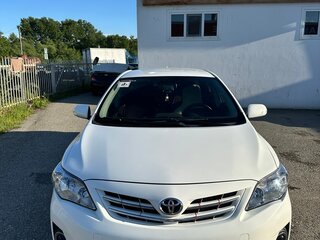 2012 Toyota Corolla X (E140, E150) Рестайлинг, белый, 1250000 рублей, вид 1
