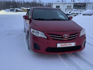 2011 Toyota Corolla X (E140, E150) Рестайлинг, красный, 1390000 рублей, вид 2