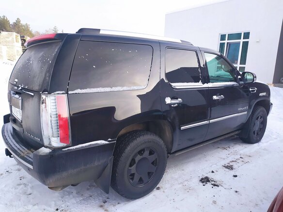 2008 Cadillac Escalade III, чёрный, 1700000 рублей - вид 1