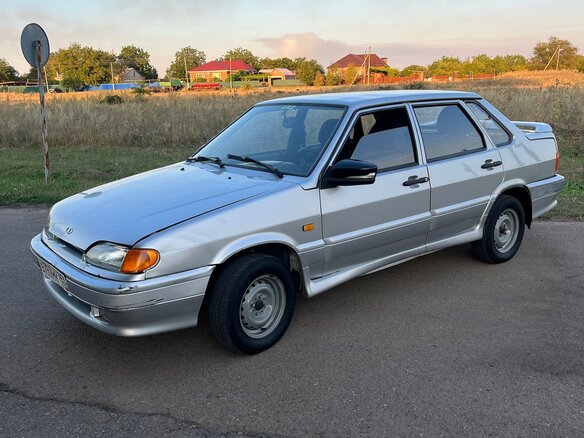 2004 Lada (ВАЗ) 2115, серебристый, 187000 рублей