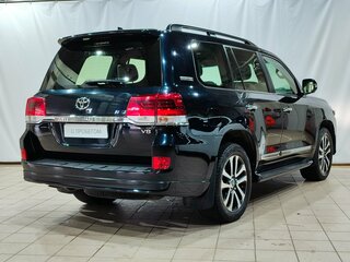 2019 Toyota Land Cruiser 200 Series Рестайлинг 2, чёрный, 9300000 рублей, вид 4
