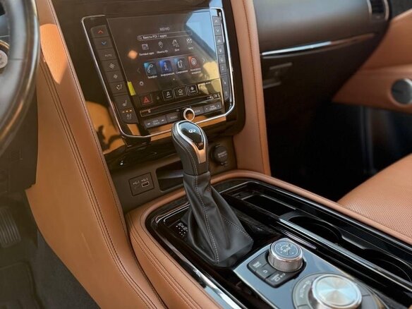 2021 Infiniti QX80 I Рестайлинг 3, белый, 6500000 рублей - вид 19