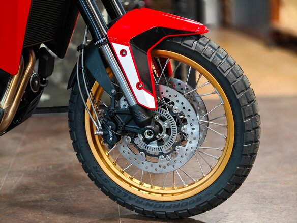 2026 Moto Morini X-CAPE 650, красный, 929000 рублей - вид 14