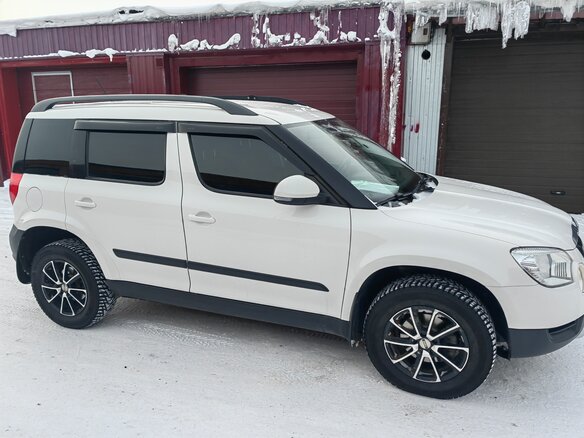 2012 Skoda Yeti I, белый, 1150000 рублей - вид 4
