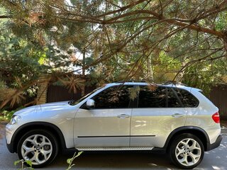 2007 BMW X5 3.0d II (E70), серебристый, 1900000 рублей, вид 2