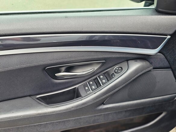 2012 BMW 5 серии 525d xDrive VI (F10/F11/F07), чёрный - вид 19