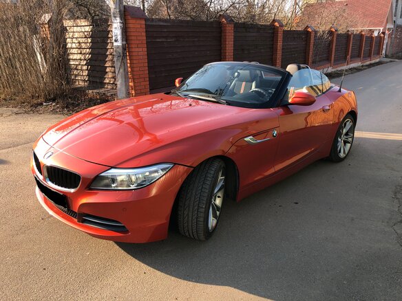 2013 BMW Z4 20i II (E89) Рестайлинг, оранжевый - вид 1