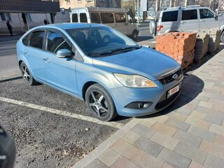 2010 Ford Focus II Рестайлинг, серый, 730000 рублей, вид 3