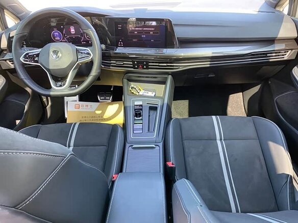 2022 Volkswagen Golf VIII, серый - вид 8