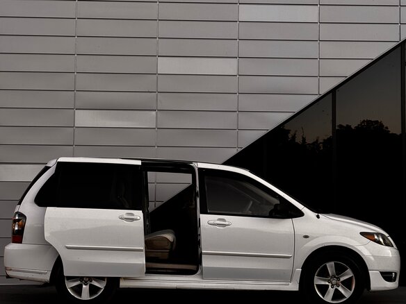 2006 Mazda MPV II (LW) Рестайлинг, белый, 870000 рублей - вид 7