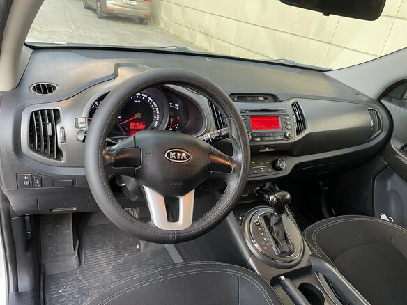 2012 Kia Sportage III, белый, 950000 рублей - вид 10