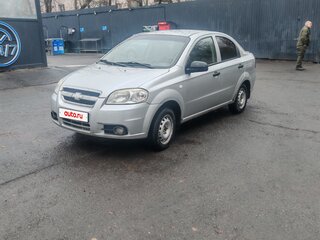 2011 Chevrolet Aveo I Рестайлинг, серебристый, 280000 рублей, вид 3