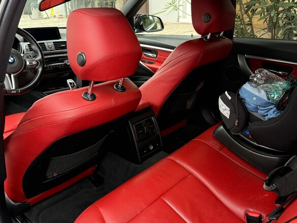 2018 BMW 3 серии 330i VI (F3x) Рестайлинг, чёрный, 1600000 рублей - вид 6