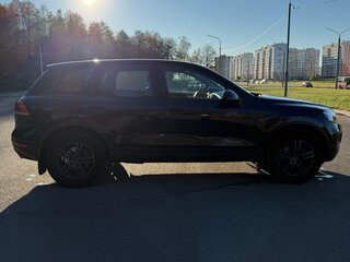 2012 Volkswagen Touareg II, чёрный, 2050000 рублей, вид 5