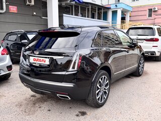 2021 Cadillac XT5 I Рестайлинг, чёрный, 3800000 рублей, вид 3