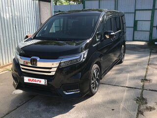 2017 Honda Stepwgn Spada V Рестайлинг, чёрный, 2300000 рублей, вид 1