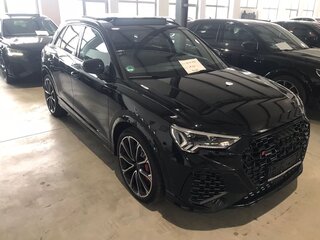 2021 Audi RS Q3 II (F3), чёрный, 5500000 рублей, вид 2