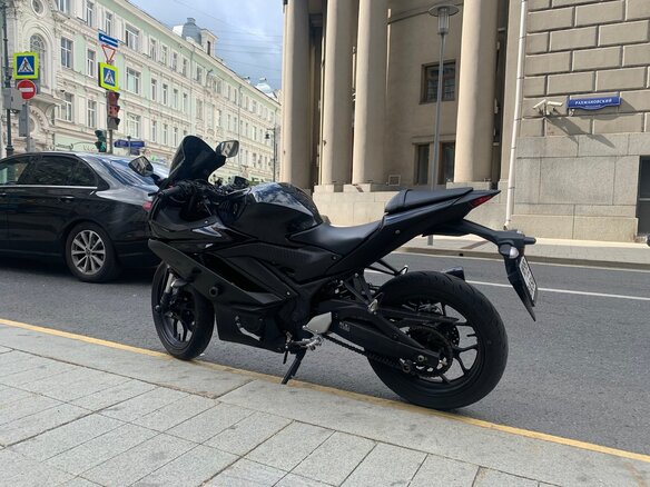 2020 Yamaha YZF-R3, чёрный, 800000 рублей - вид 10