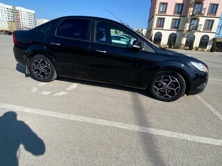 2011 Ford Focus II Рестайлинг, чёрный, 750000 рублей, вид 4