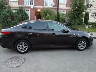 2017 Kia Optima IV, коричневый, 1950000 рублей, вид 4