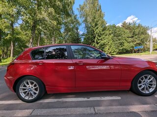 2012 BMW 1 серии 118i II (F20/F21), красный, 1250000 рублей, вид 5