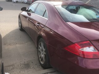 2005 Mercedes-Benz CLS 350 I (C219), красный, 900000 рублей, вид 4