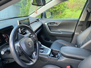 2021 Toyota RAV4 V (XA50), чёрный, 3700000 рублей, вид 5