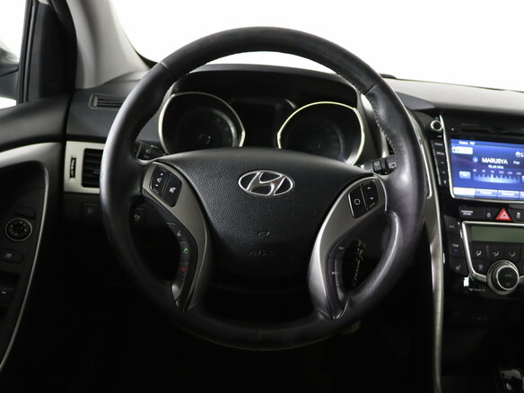 2012 Hyundai i30 II, белый - вид 9