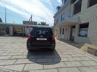 2014 Toyota Ractis II, чёрный, 850000 рублей, вид 5