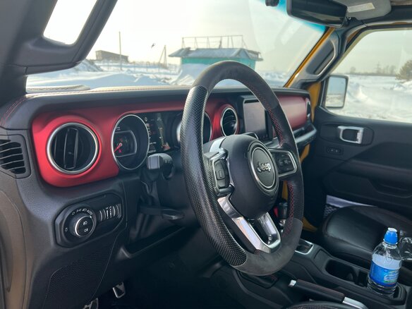 2020 Jeep Wrangler IV (JL), жёлтый, 7000000 рублей - вид 8