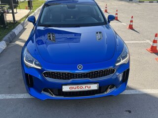 2018 Kia Stinger I, синий, 2100000 рублей, вид 4