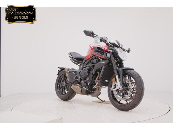 2021 MV Agusta Dragster 800, красный, 1000000 рублей - вид 2