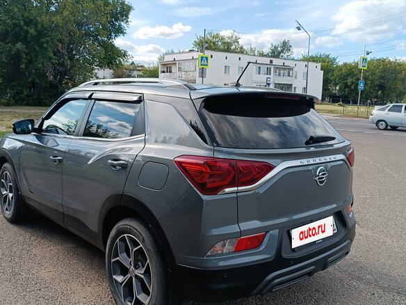 2020 SsangYong Korando IV, серебристый, 2230000 рублей - вид 2