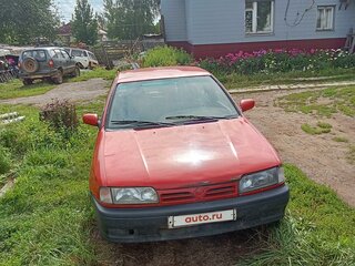 1997 Nissan Primera II (P11), красный, 70000 рублей, вид 1
