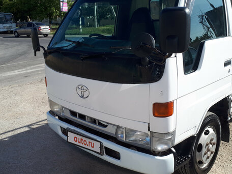 1998 Toyota Toyoace, белый, 950000 рублей, вид 5