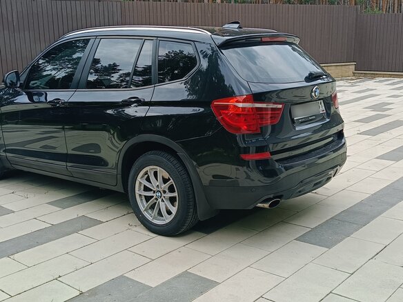 2015 BMW X3 20i xDrive II (F25) Рестайлинг, чёрный, 1900000 рублей - вид 1