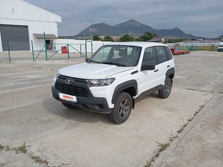 Lada (ВАЗ) Niva Travel I