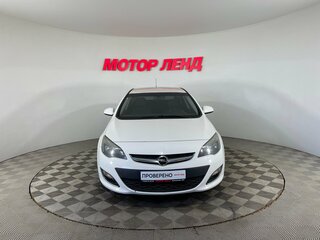 2013 Opel Astra J Рестайлинг, белый, 552000 рублей, вид 2