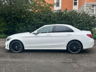 2021 Mercedes-Benz C-Класс 200 IV (W205) Рестайлинг, белый, 3590000 рублей, вид 3