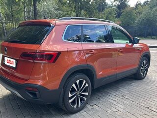 2021 Volkswagen Taos I, оранжевый, 2500000 рублей, вид 3