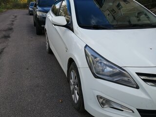 2016 Hyundai Solaris I Рестайлинг, белый, 950000 рублей, вид 4