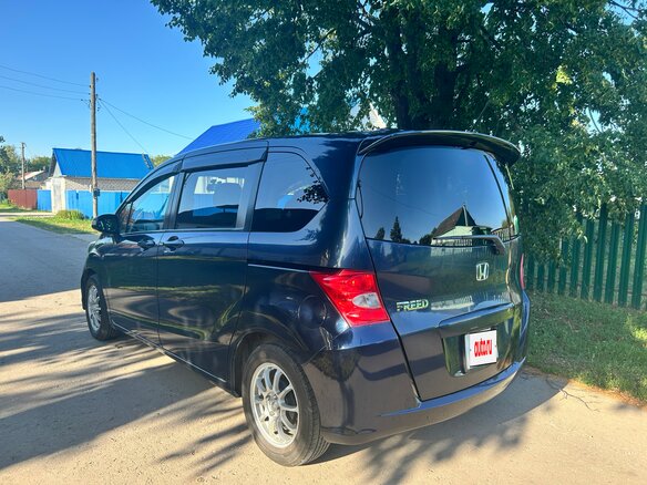 2010 Honda Freed I, синий, 849999 рублей - вид 4