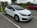 2017 Kia Ceed II Рестайлинг, белый, 1120000 рублей - вид 4