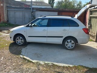 2014 Skoda Fabia II Рестайлинг, белый, 830000 рублей, вид 2