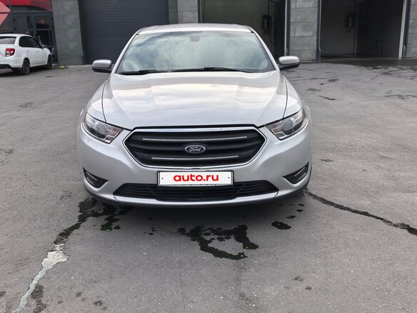 2016 Ford Taurus VI Рестайлинг, серый, 1100000 рублей - вид 9