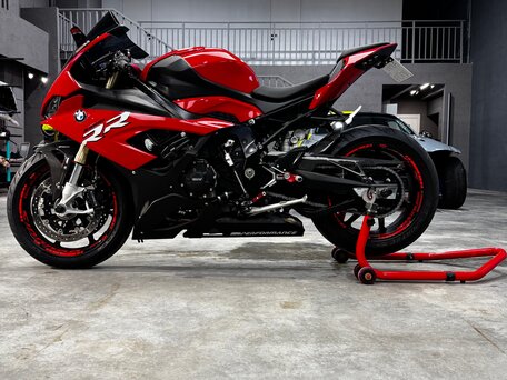 2019 BMW S 1000 RR, красный, 2025000 рублей, вид 3
